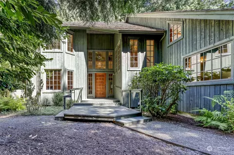 284 Cedarview Dr, Port Townsend, WA 98368