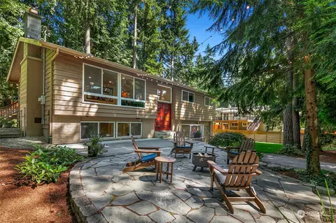 23822 SE 30th St, Sammamish, WA 98075