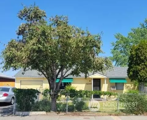 1210 Lowry St, Moses Lake, WA 98837