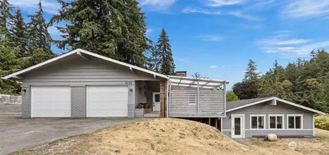 4560 NW Dorado Ct, Bremerton, WA 98312