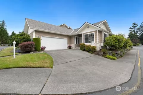 31828 48th Cir SW #6-C, Federal Way, WA 98023