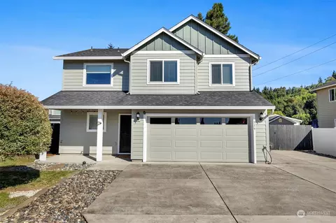 119 Huxley Ct, Longview, WA 98632
