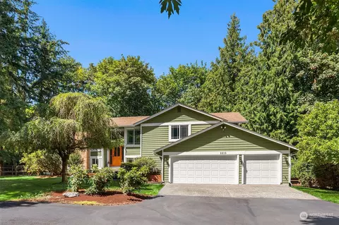 2215 201st Ave SE, Sammamish, WA 98075