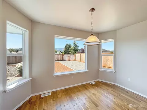 901 E Willow, Sequim, WA 98382 photo 6