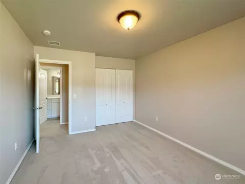 901 E Willow, Sequim, WA 98382 photo 22