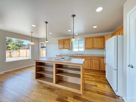901 E Willow, Sequim, WA 98382 photo 13