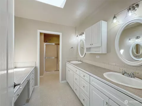 901 E Willow, Sequim, WA 98382 photo 28