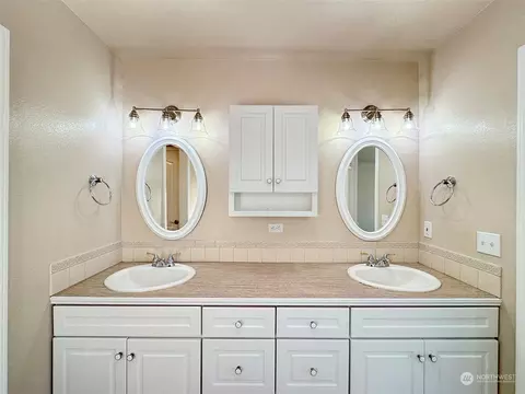 901 E Willow, Sequim, WA 98382 photo 29