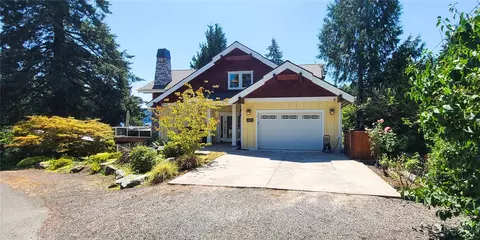 40 N Pebble Bch, Lilliwaup, WA 98555
