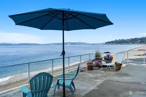 3085 Alki Ave SW #1, Seattle, WA 98116