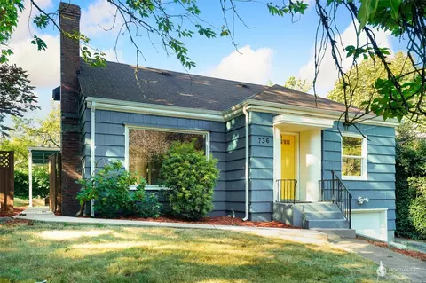 736 NE 56th St, Seattle, WA 98105