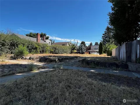 306 N Anderson St, Ellensburg, WA 98926