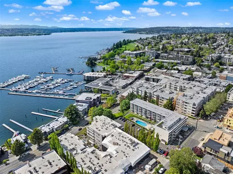 201 2nd St S #407, Kirkland, WA 98033