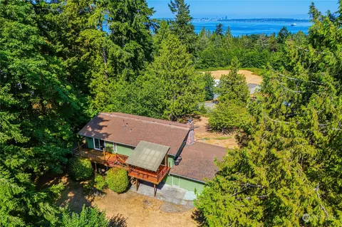 7347 E Collins Rd, Port Orchard, WA 98367