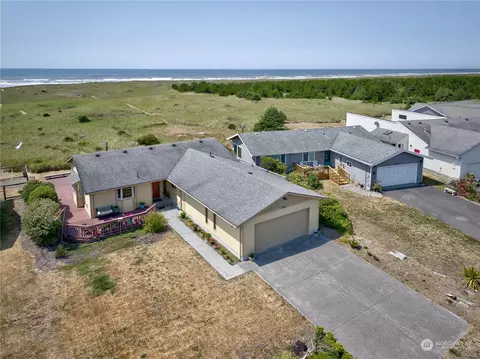 19409 K Pl, Long Beach, WA 98631