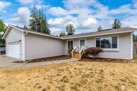 613 190th St E, Spanaway, WA 98387 photo 2