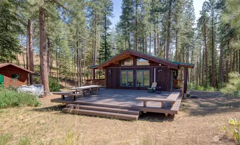 99 Summer Rd, Winthrop, WA 98862