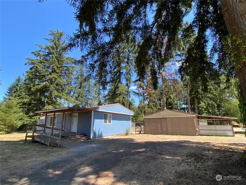 17540 Sargent Rd SW, Rochester, WA 98579