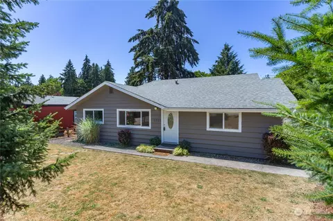 2707 Trenton Ave NE, Bremerton, WA 98310