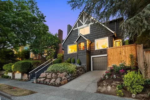 3236 37th Pl S, Seattle, WA 98144 photo 2
