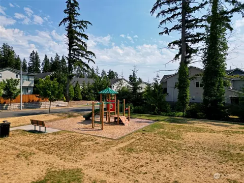 Exterior - 22414 43rd Dr SE, Bothell, WA 98021 photo 5 of 5