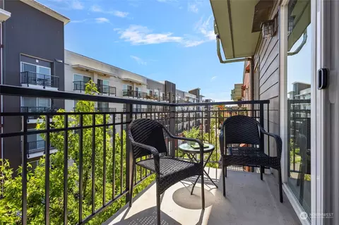 1015 Railroad Ave #519, Bellingham, WA 98225