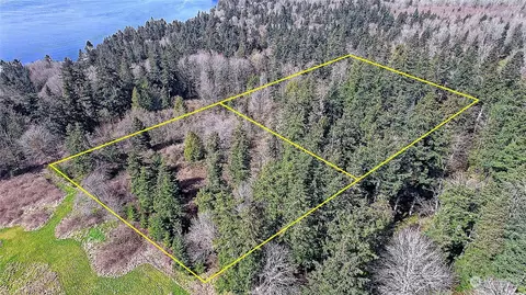 1804 Amber View Pl, Camano Island, WA 98282