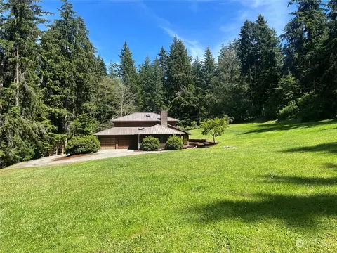 4939 Cascade Pl, Oak Harbor, WA 98277
