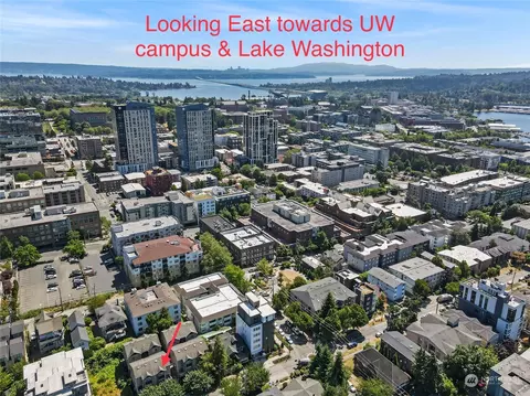 4318 8th Ave NE #A, Seattle, WA 98105 photo 36