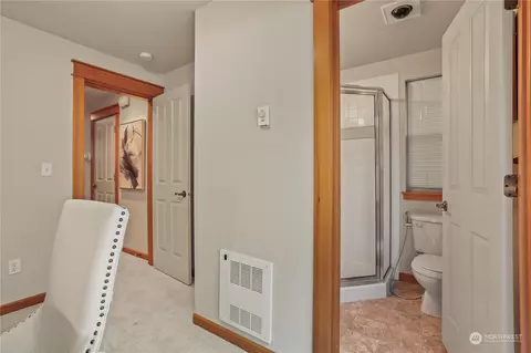 4318 8th Ave NE #A, Seattle, WA 98105 photo 7