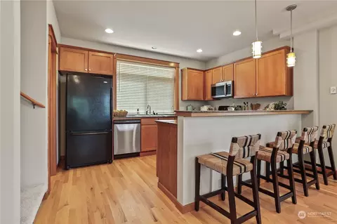4318 8th Ave NE #A, Seattle, WA 98105 photo 16