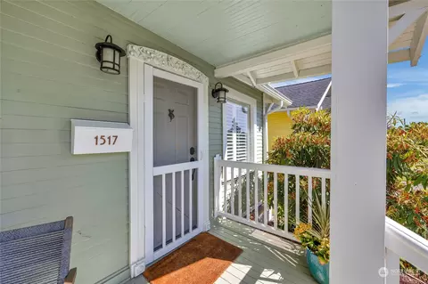 Exterior - 1517 Baker Ave, Everett, WA 98201 photo 8 of 8