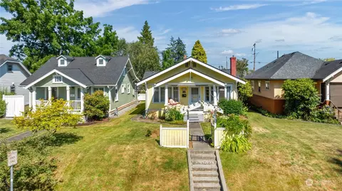 View/Area - 1517 Baker Ave, Everett, WA 98201 photo 1 of 7