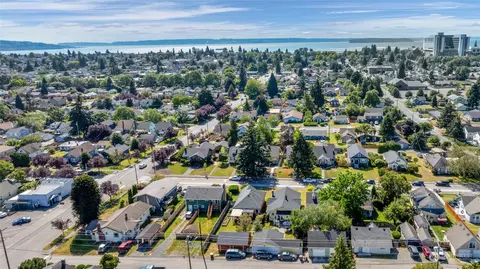View/Area - 1517 Baker Ave, Everett, WA 98201 photo 3 of 7