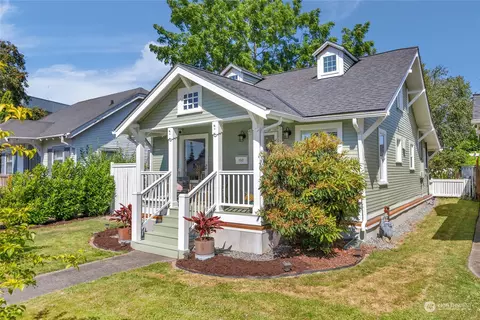 Exterior - 1517 Baker Ave, Everett, WA 98201 photo 7 of 8