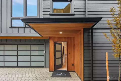 2610 NW 98th St, Seattle, WA 98117
