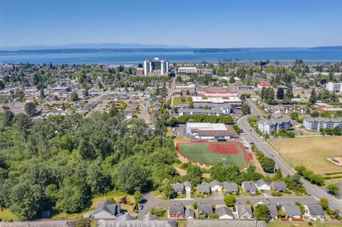 View/Area - 1232 Donovan Ln, Everett, WA 98201 photo 2 of 4
