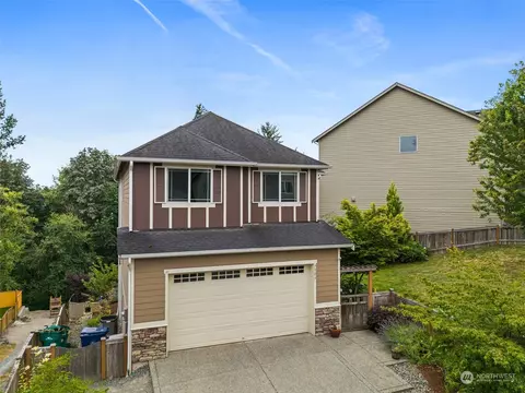 7904 11th St NE, Lake Stevens, WA 98258
