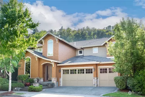 585 Saddleback Loop Way NW, Issaquah, WA 98027