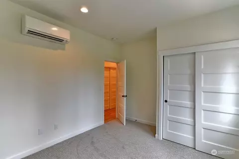 Bedroom - 4326 Crescent Ave, Everett, WA 98203 photo 1 of 5