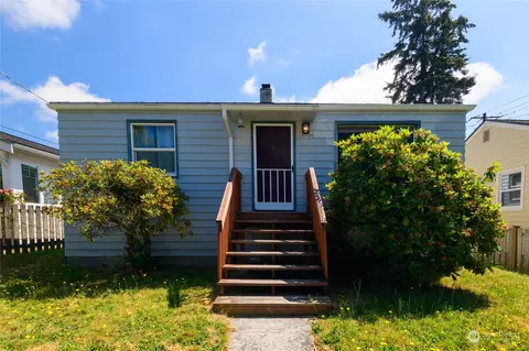 7706 28th Ave NW, Seattle, WA 98117