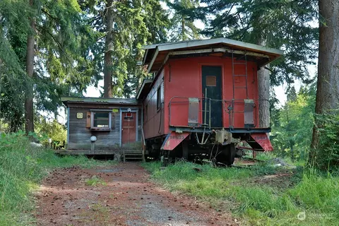 1885 Newman Rd, Freeland, WA 98249