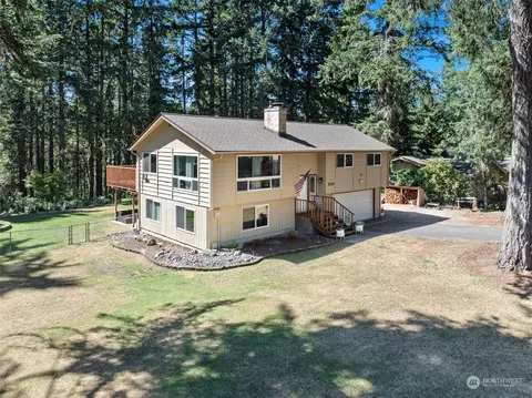 6518 Valley View Dr NW, Gig Harbor, WA 98335
