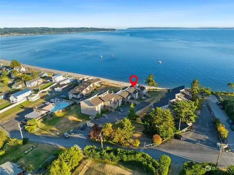 816 Old Beach Rd #205, Freeland, WA 98249