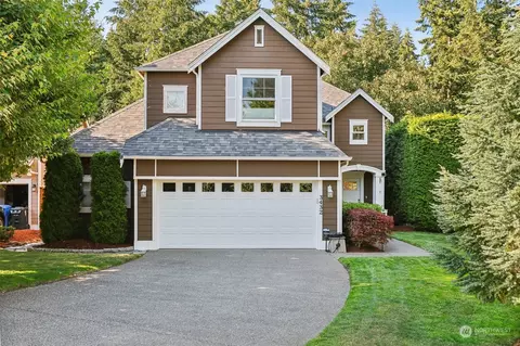 3432 Laurelwood Cir NE, Tacoma, WA 98422