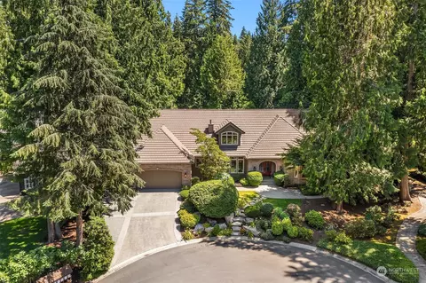 3008 211th Ave NE, Sammamish, WA 98074
