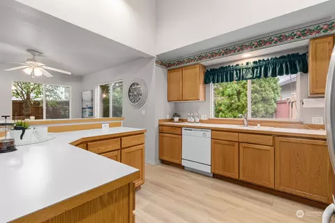 18728 20th Dr SE, Bothell, WA 98012 photo 13