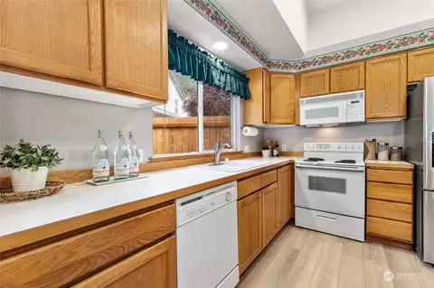 18728 20th Dr SE, Bothell, WA 98012 photo 15