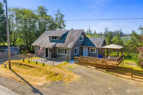 3921 Aberdeen Lake Rd, Aberdeen, WA 98520