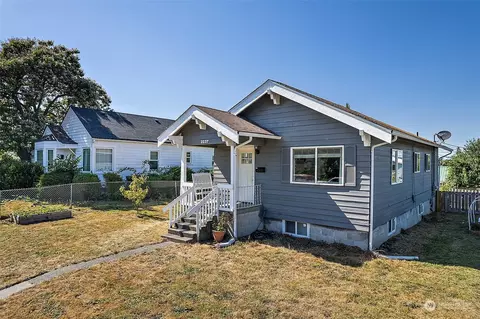 2237 E 34th St, Tacoma, WA 98404